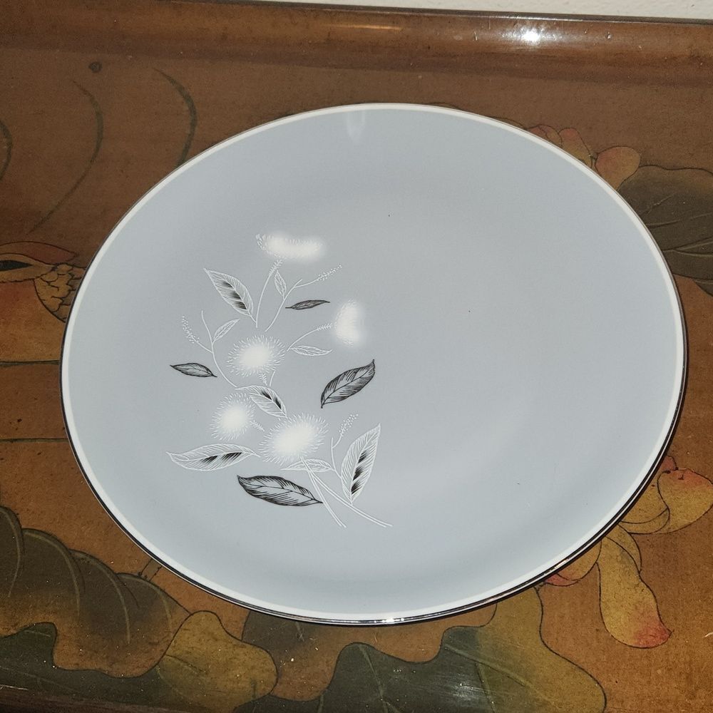 Sapphire by Deville Dinner Plate Japan